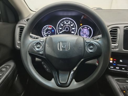 Used 2016 Honda HR-V EX image 17
