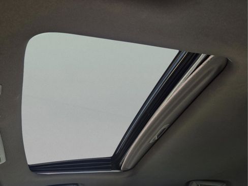 Used 2025 Lexus IS 350 F Sport image 34