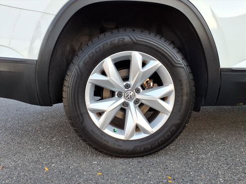 Used 2018 Volkswagen Atlas S image 5