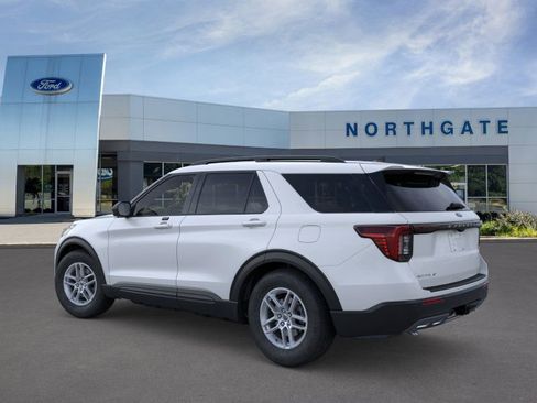 New 2026 Ford Explorer Active w/ Active Comfort Package image 5