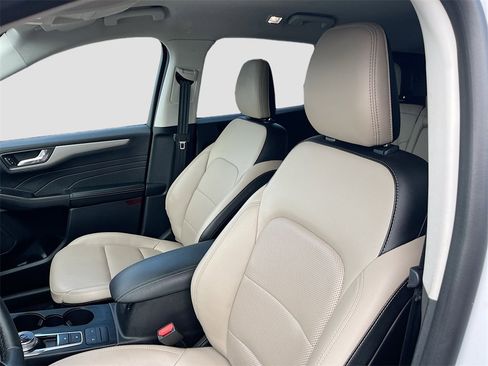 Used 2021 Ford Escape SEL image 21