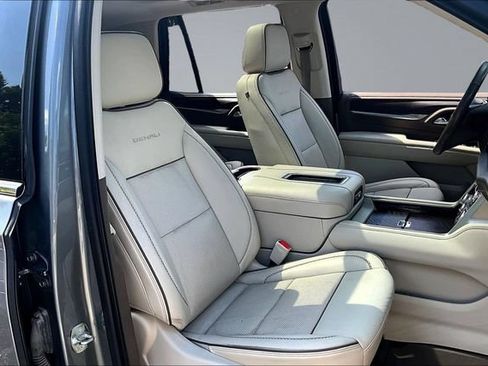 Used 2021 GMC Yukon Denali AWD/4WD image 30