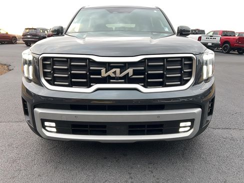 Used 2023 Kia Telluride SX image 2