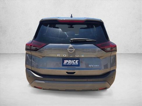 Used 2023 Nissan Rogue SV AWD/4WD image 6