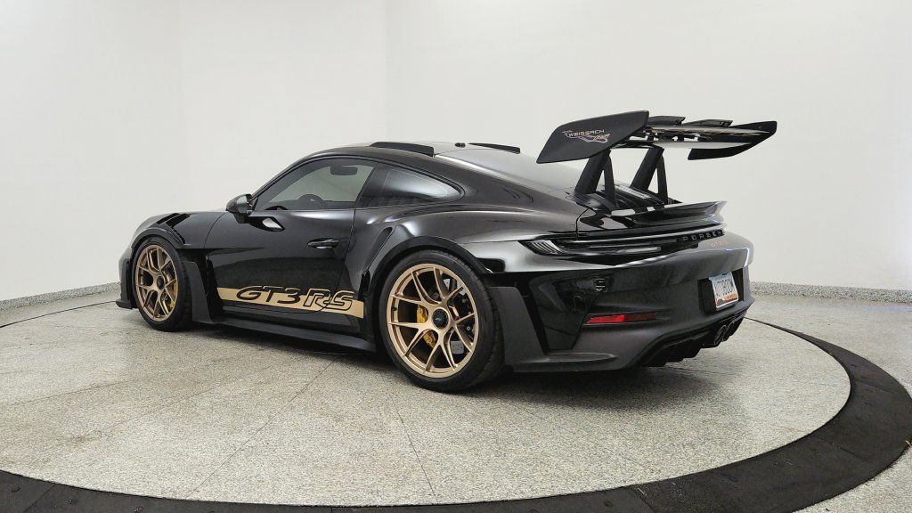 Used 2025 Porsche 911 GT3 RS RWD image 2