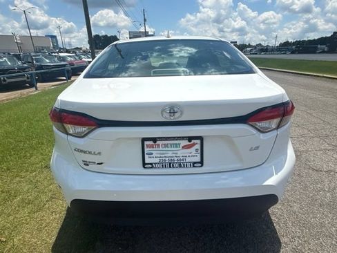 Used 2023 Toyota Corolla LE FWD image 7