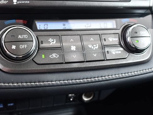 Used 2014 Toyota RAV4 XLE FWD image 28