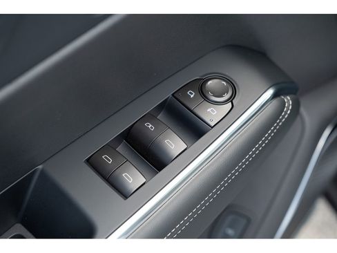 New 2026 GMC Acadia Elevation image 15