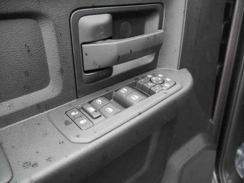 New 2026 RAM 2500 Tradesman AWD/4WD image 28