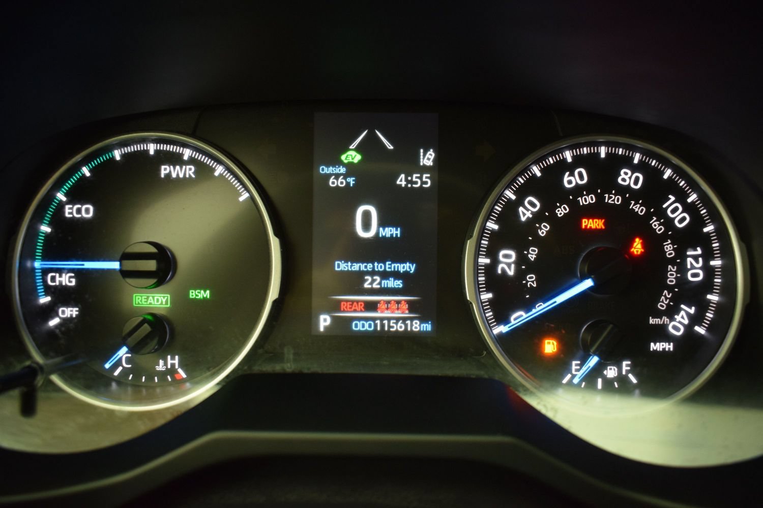 Used 2022 Toyota RAV4 LE AWD/4WD image 16