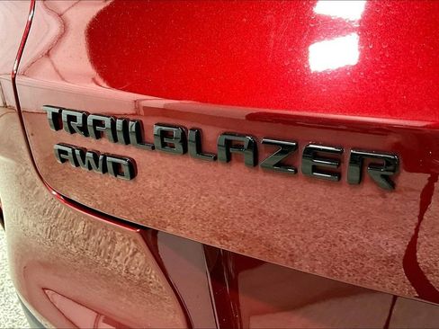 Used 2023 Chevrolet TrailBlazer RS w/ Convenience Package image 24