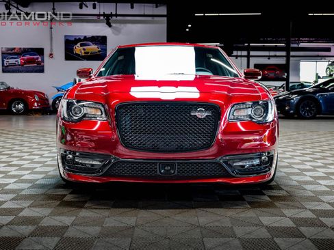 Used 2023 Chrysler 300 C RWD image 30