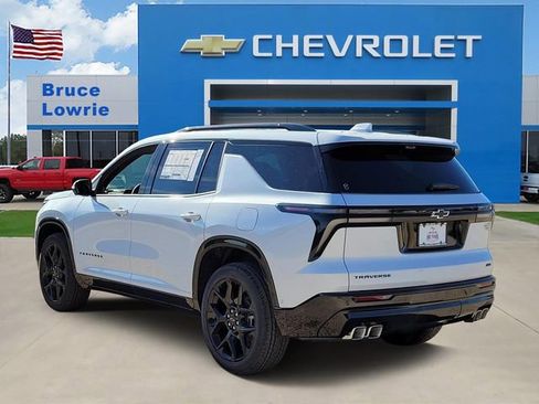 New 2026 Chevrolet Traverse RS image 3