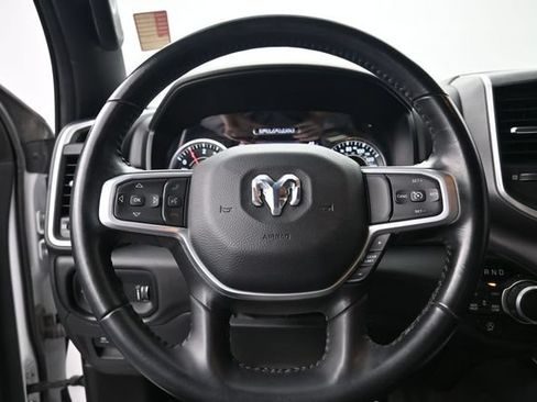 Used 2022 RAM 1500 Big Horn AWD/4WD image 12