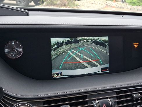 Used 2018 Lexus LS 500 AWD w/ Interior Upgrade Package image 19