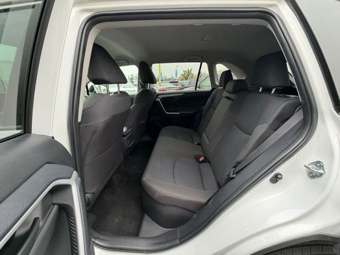 Used 2025 Toyota RAV4 LE image 23