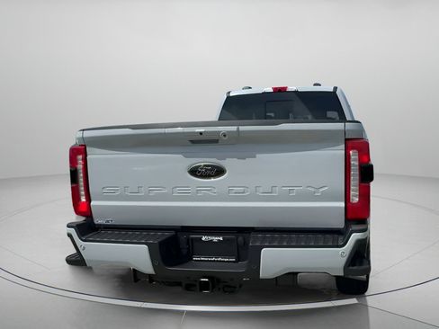 New 2026 Ford F250 Lariat w/ Black Appearance Package image 27