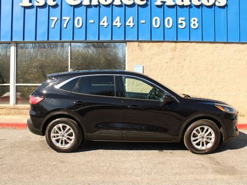 Used 2020 Ford Escape SE FWD image 18