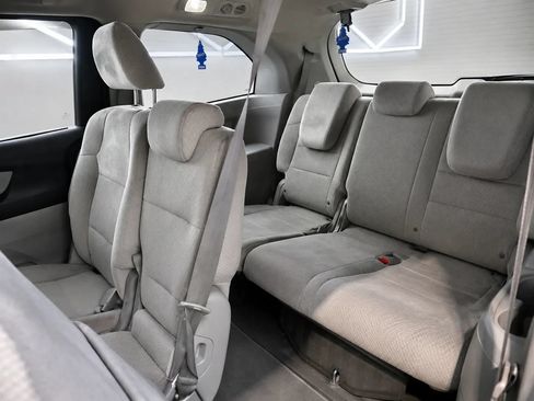 Used 2016 Honda Odyssey EX image 7