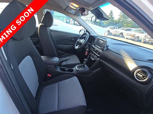 Used 2021 Hyundai Kona SE AWD/4WD image 6