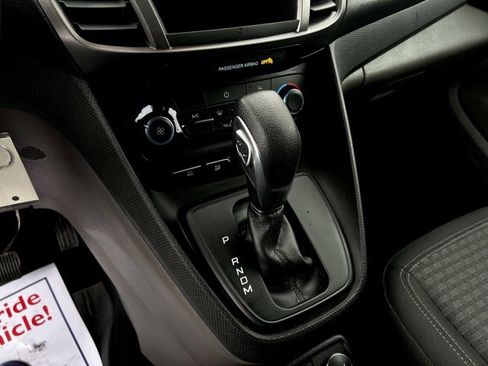 Used 2019 Ford Transit Connect XLT image 35