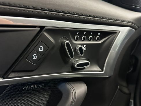 Used 2024 Jaguar F-TYPE R-Dynamic RWD image 13