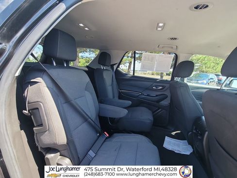 Certified 2020 Chevrolet Traverse LT FWD image 28