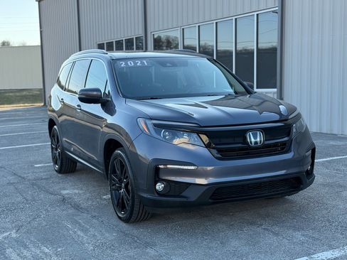 Used 2021 Honda Pilot Special Edition image 3