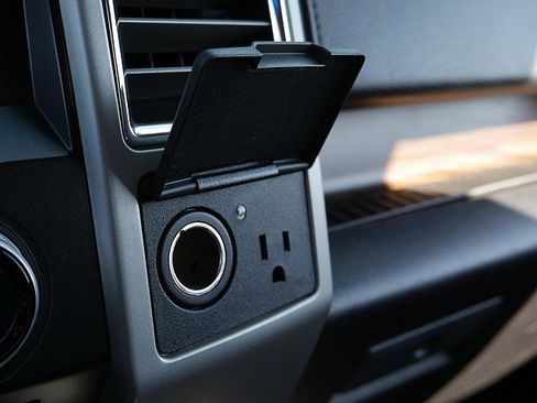 Used 2016 Ford F150 Lariat w/ Equipment Group 502A Luxury image 48