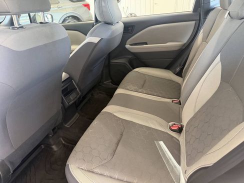 Used 2025 Subaru Forester AWD/4WD image 27