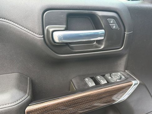 Used 2020 Chevrolet Silverado 1500 RST image 14