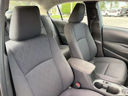Used 2025 Toyota Corolla LE FWD image 16