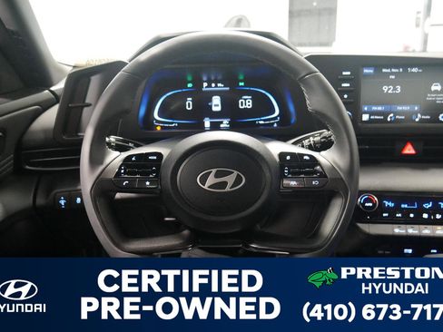 Used 2025 Hyundai Elantra Sport image 20