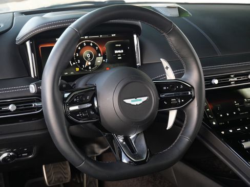 Used 2024 Aston Martin DB12 Coupe RWD image 10