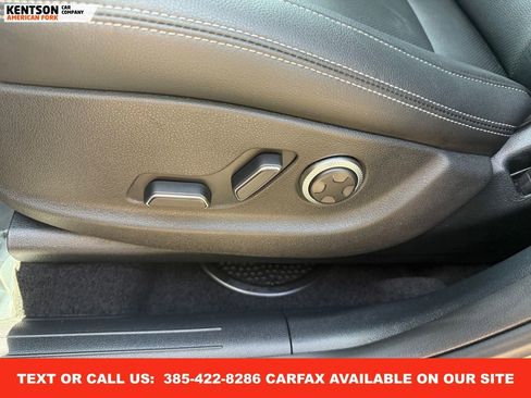 Used 2025 Genesis GV70 2.5T image 32