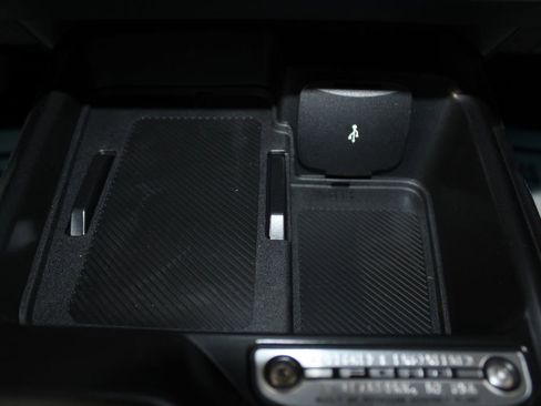 New 2025 Ford Bronco 4-Door image 46