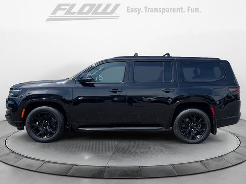 Used 2023 Jeep Wagoneer Series II w/ Convenience Group I AWD/4WD image 5