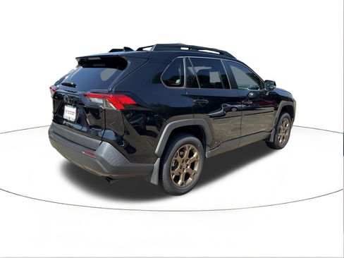 Used 2023 Toyota RAV4 AWD Hybrid image 3