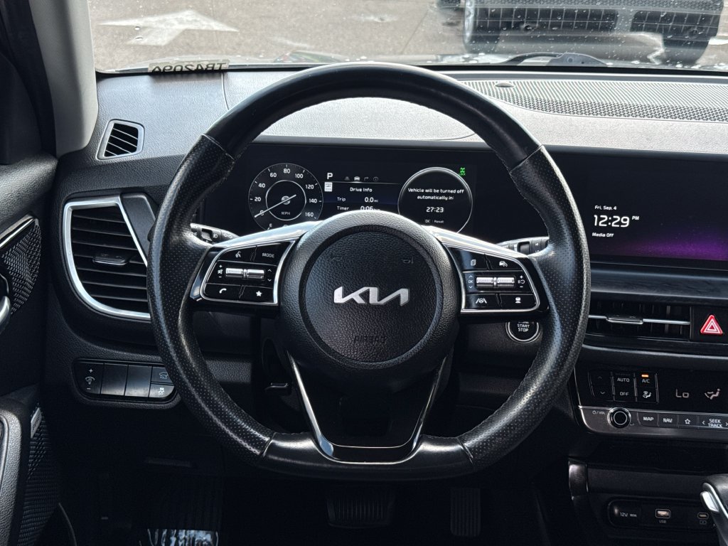 Used 2024 Kia Seltos SX w/ SX Sunroof Package AWD/4WD image 14