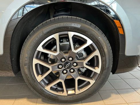 Used 2023 Chevrolet Blazer RS w/ Enhanced Convenience Package image 12