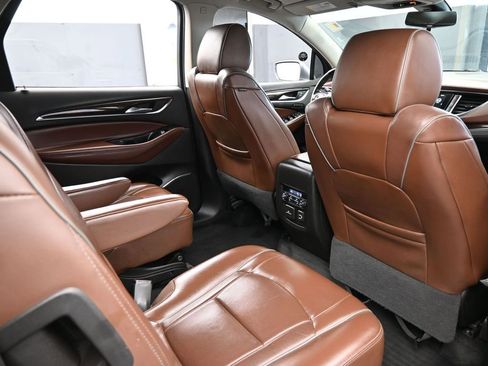 Used 2018 Buick Enclave Avenir w/ Avenir Technology Package image 45