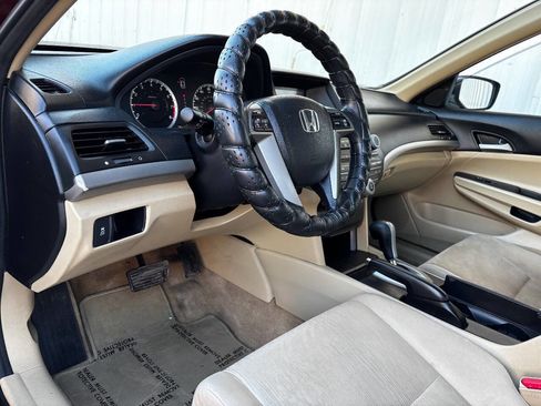 Used 2011 Honda Accord LX image 21