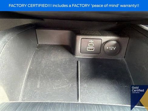 Certified 2025 Ford Escape ST-Line Select AWD/4WD image 36