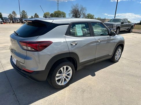 Used 2023 Chevrolet TrailBlazer LS AWD/4WD image 35