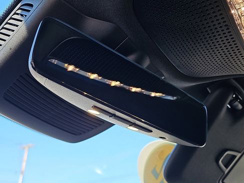 Used 2022 Mercedes-Benz GLC 300 4MATIC image 28