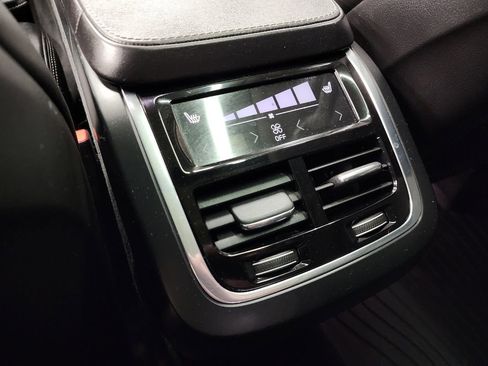 Used 2017 Volvo XC90 T6 Inscription w/ Vision Package image 37