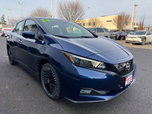 Certified 2024 Nissan Leaf SV Plus image 5