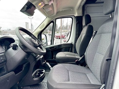 Used 2024 RAM ProMaster 3500 FWD image 12