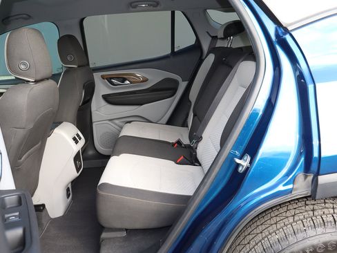 Used 2020 GMC Terrain SLE w/ Driver Convenience Package image 8