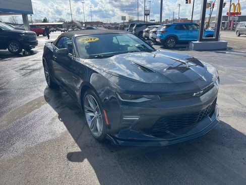 Used 2017 Chevrolet Camaro SS image 7